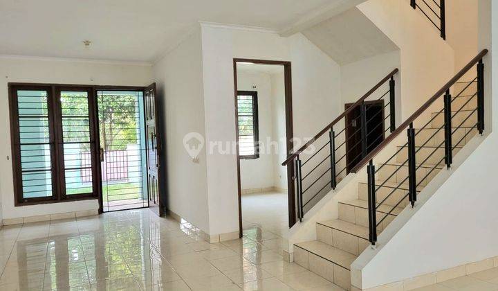 Rumah Delatinos Bsd Shm Hadap Utara 2 Lantai 2