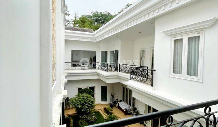 Rumah mewah di Taman Tirta Golf BSD siap huni 2