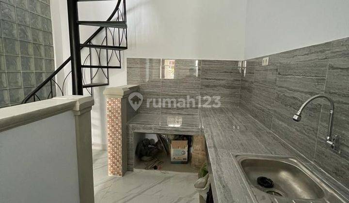 Rumah di Cluster Yunani Banjar Wijaya 2