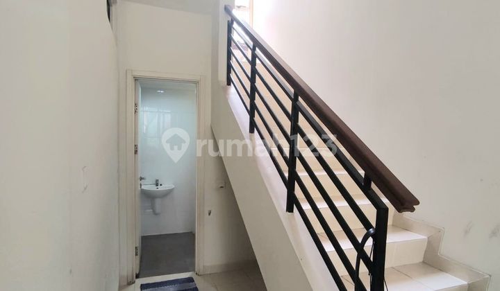 Rumah di Cluster Canary The Spring Summarecon Serpong  2
