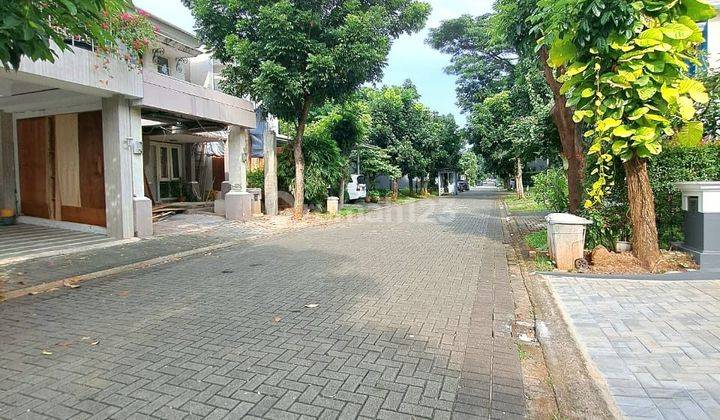 Rumah di Foresta BSD siap huni hadap utara SHM 2