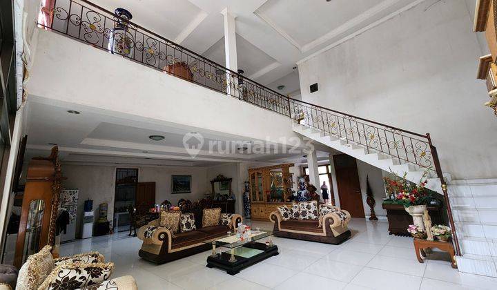 Rumah di Puri Indah jakarta barat hadap Timur 2