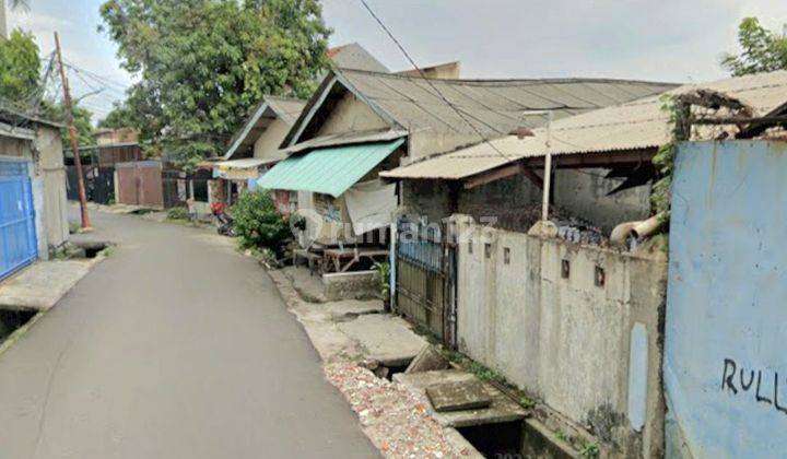 Rumah tua hitung tanah di cengkareng jl Akasia SHM 1