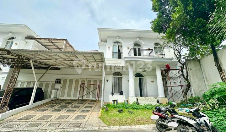 Rumah Swimmingpool Bsd Provence Parkland 