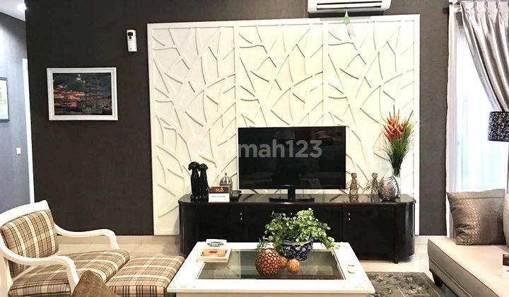 Rumah Furnished De Park Bsd Ada Swimmingpool Hadap Utara 2