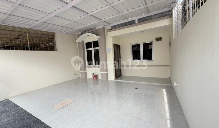 For Sale, House in Sector 7C, SHM Gading Serpong 2