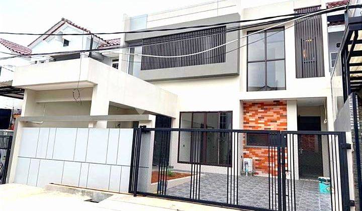 Rumah Bangunan Baru Gading Serpong Siap Huni Hadap Selatan 2