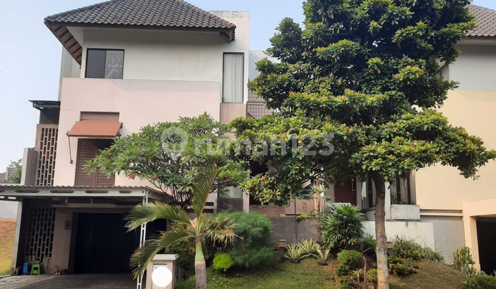 De Park De Heliconia Bsd Hadap Selatan 1
