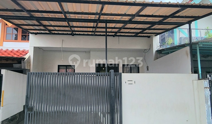 For Sale, Citra Garden 1 House, 2 Floors, Freehold Certificate.