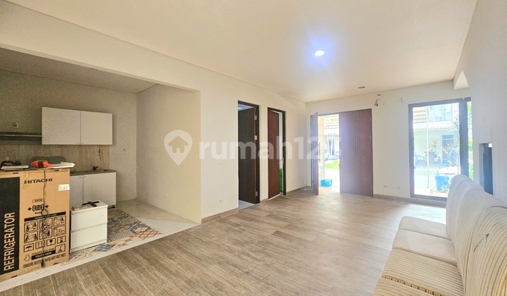 Renovated Eminent Bsd House Ready to Live In North Facing