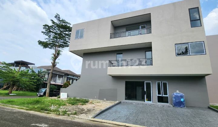 Rumah Hoek Brand New Alam Sutra Palma