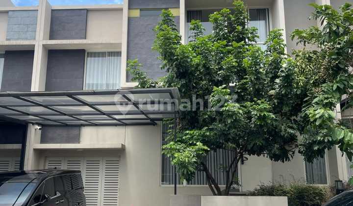 Rumah Mozart Gading Serpong Symphonia hadap Selatan 