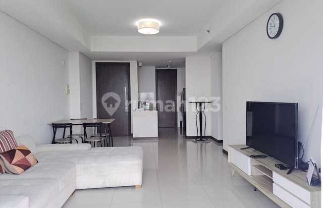 St Moritz Puri 2br Lantai Tinggi 2