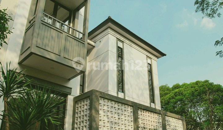 Hook House Brand New Bsd De Latinos Independent Building Beautiful 2