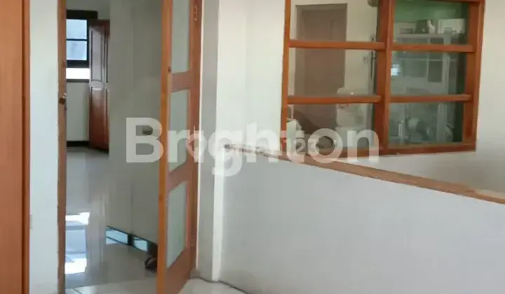 Disewakan Ruko 2lt di Poros Raya Soekarno Hatta 4