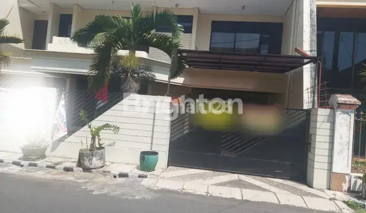 Sewa Rumah Mewah 2 Lt Kawasan Dieng Malang 1