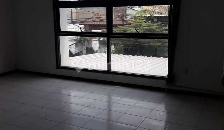 Affordable Shop House Lebak Rejo Surabaya 2
