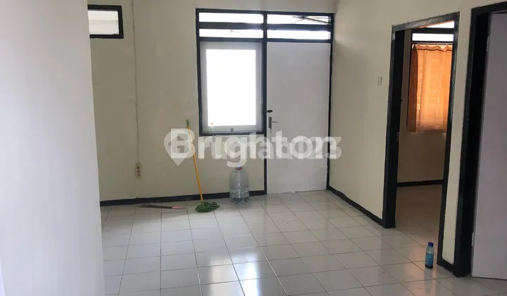 Sell Cheap Riverside Malang House Sell Cheap Riverside Malang House