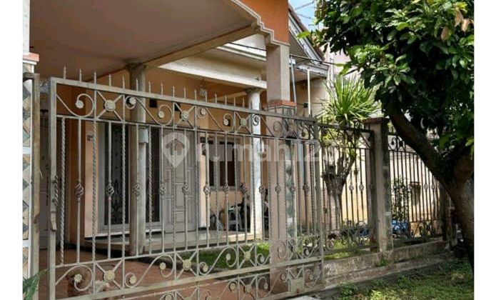 Sewa Rumah Cantik Full Furnish Araya 