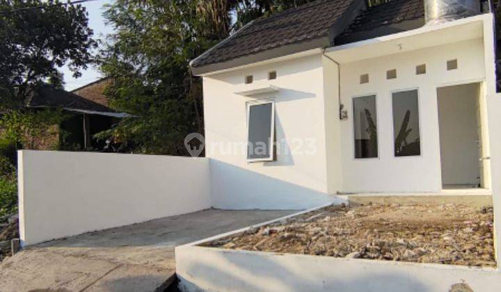 Rumah murah Tinjomoyo Semarang dekat Unika 1