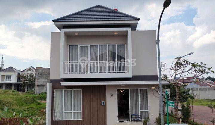 Paramount Village Rumah mewah di pusat kota Semarang  1