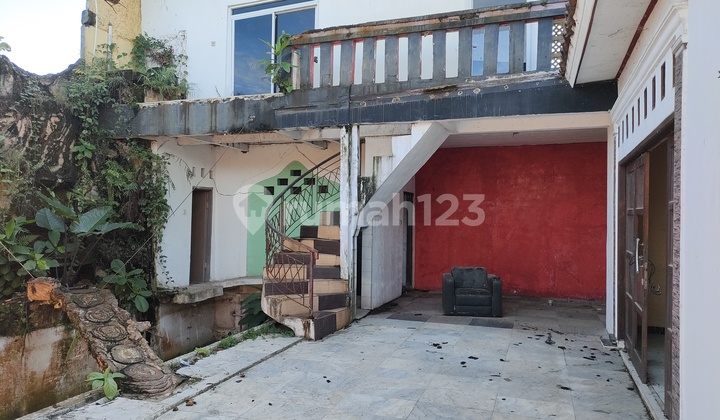 house in the South Jakarta mayor's housing complex in Ciseeng