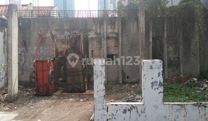 Dijual tanah/rumah di setiabudi timur 3