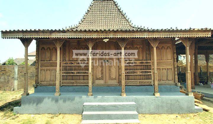 Rumah Joglo Kudusan, Soko 20 Tumpangsari Rare 3D Carved Gebyok 1