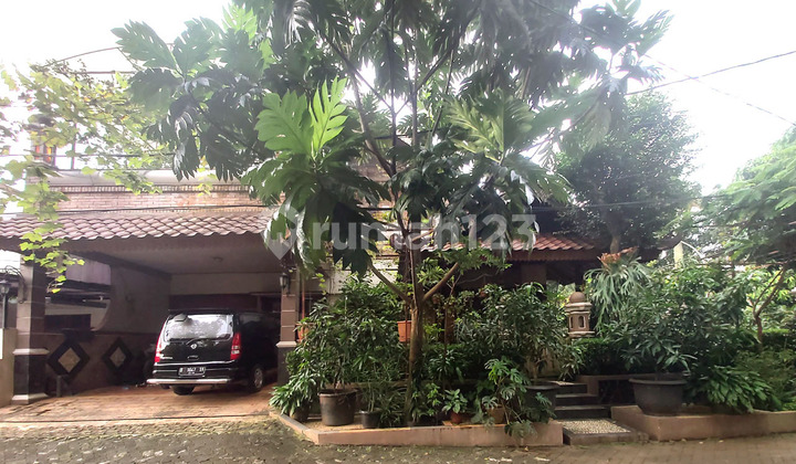 Rumah Unik Artistik Furnished Dekat Halim n Tol Jatibening Bekasi