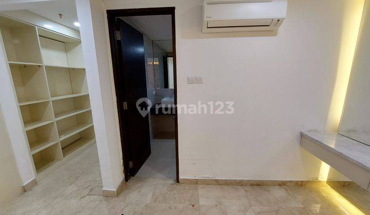 DISEWAKAN PENTHOUSE MEWAH 3+1 BED + 1 STUDY ROOM,SEMI FURNISHED DIPUSAT KOTA KEMAYORAN Apartemen Springhill 4 Kamar Tidur Bagus Semi Furnished 18