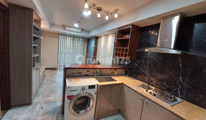 DIJUAL APARTMENT MINIMALIS TYPE 2 BED FULLY FURNISHED BAGUS DIPUSAT KOTA KEMAYORAN  2