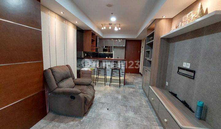 DIJUAL APARTMENT MINIMALIS TYPE 2 BED FULLY FURNISHED BAGUS DIPUSAT KOTA KEMAYORAN  1