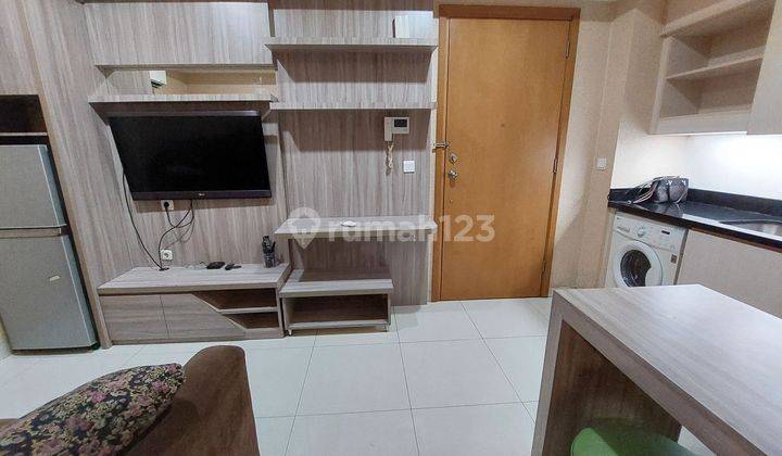 DISEWAKAN APARTMENT TYPE 2 BED FULLY FURNISHED DI PUSAT KOTA KEMAYORAN Apartemen Mansion Mata Air 2 Kamar Tidur Furnished Bagus 2