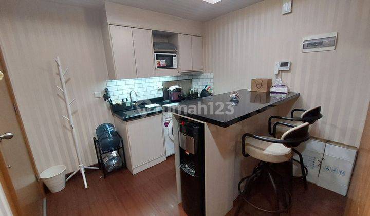 DISEWAKAN APARTMENT TYPE 1 BED DI PUSAT KOTA KEMAYORAN Apartemen Mansion Mata Air Bagus Furnished 2