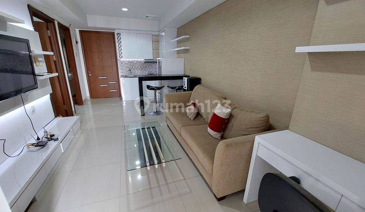 DISEWAKAN APARTMENT TYPE 2 BED FULLY FURNISHED DIPUSAT KOTA KEMAYORAN Apartemen Springhill 2 Kamar Tidur Bagus Furnished 2