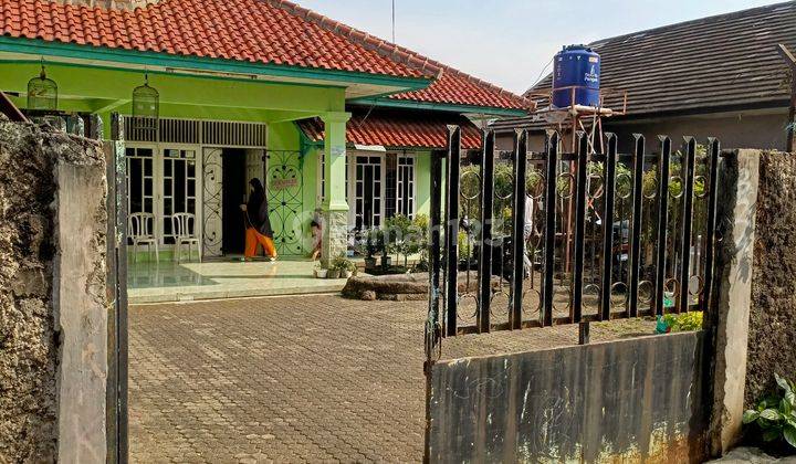 Rumah Asri Halaman Luas Area Lebak Bulus 2