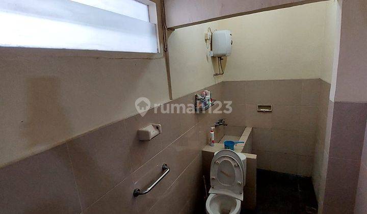 Dijual Rumah Lama Hitung Tanah Jalan Otista 3, Jakarta Timur  2