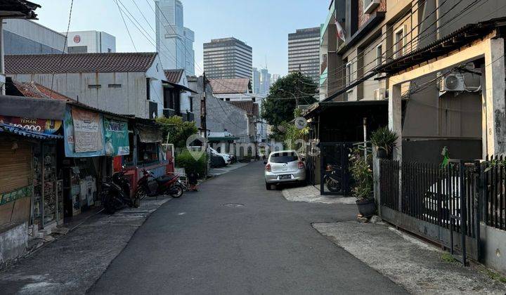 Rumah Tua Jual Hitung Tanah Area Setiabudi Cocok Bangun Kosan 2