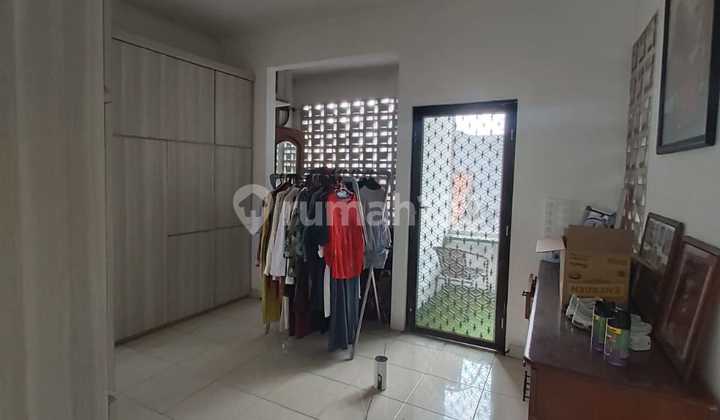 Rumah Pancoran Jaksel Siap Huni Tanah Luas Akses Masuk Mobil 2