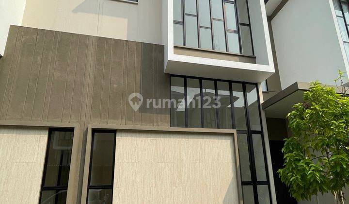 Dijual Cepat  Rumah 4 Kamar Tidur Semi Furnish Di Jakarta Garden City Cakung 1