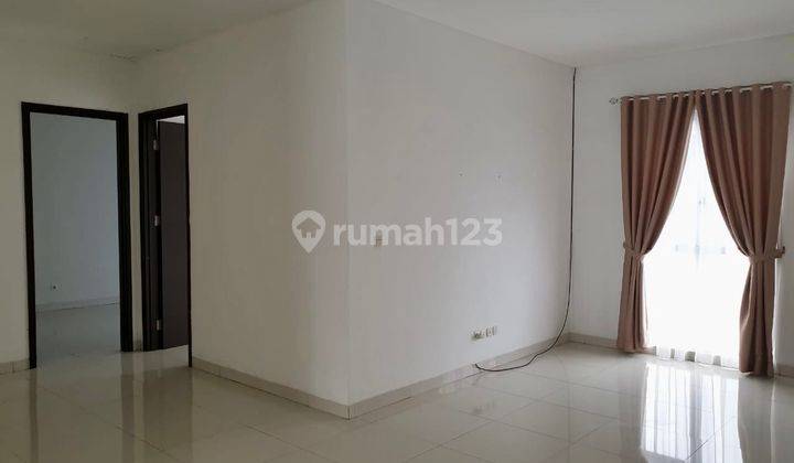 Dijual  Rumah Semi Furnished 4 Kamar Tidur  di Cluster Palm Spring, Cakung 2