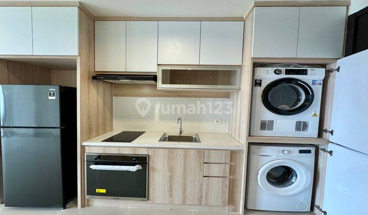 Dijual  Murah Apartemen Type Studio Semi Furnish Di  Cleon Park Apartment Jakarta Garden City 1