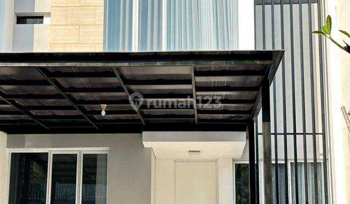 Disewa Rumah 3 Kamar Tidur Semi Furnish Di Cluster Yarra, Cakung 1