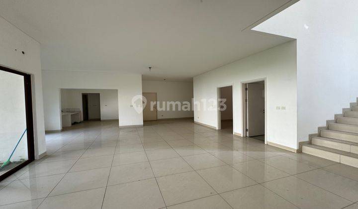 Disewa  Rumah 4 Kamar Tidur  Semi Furnished di Cluster Lantana Jakarta Garden City, Cakung 2