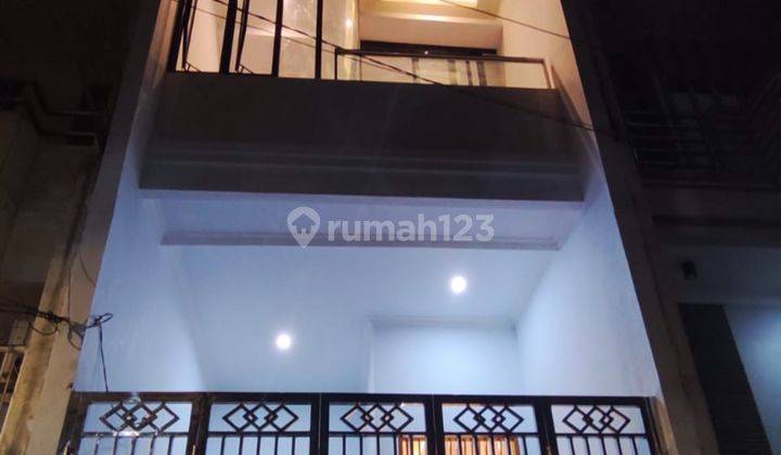 Dijual Rumah Baru Renovasi 3 Kamar Tidur  Bagus di Pademangan 1