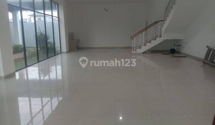 Disewa Ruko Hook 3 Lantai Bagus di Ruko New East Jakarta Garden City, Cakung Unfurnished 2