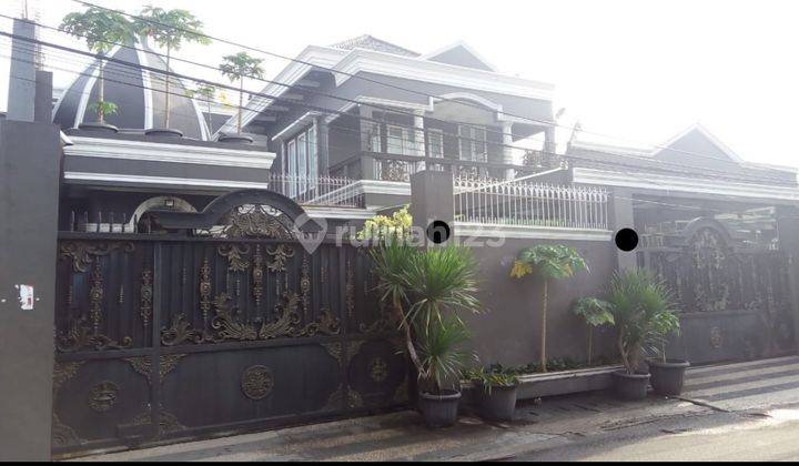 Dijual Cepat Rumah Mewah 5 Kamar Tidur  Di Srengseng, Jakarta Barat SHM - Sertifikat Hak Milik 1