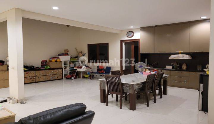 Dijual  Rumah Semi Furnished 4 Kamar Tidur  di Cluster Lantana Jakarta Garden City, Cakung 2