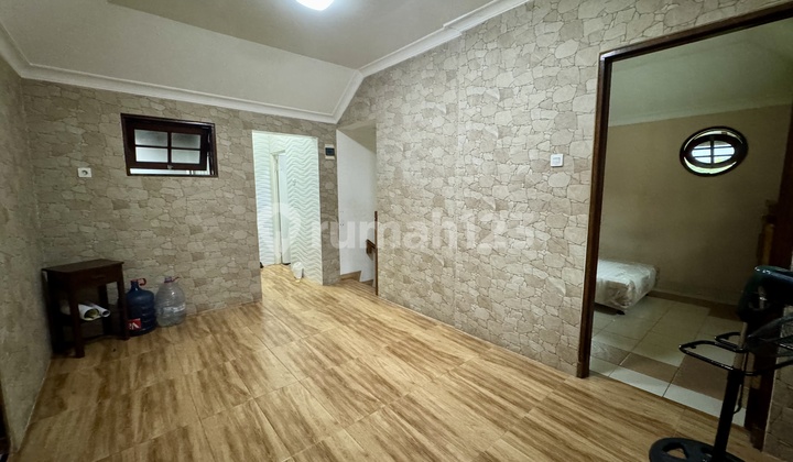 For Rent Semi-Furnished 4 Bedroom House In Taman Sakura Sentul City 2