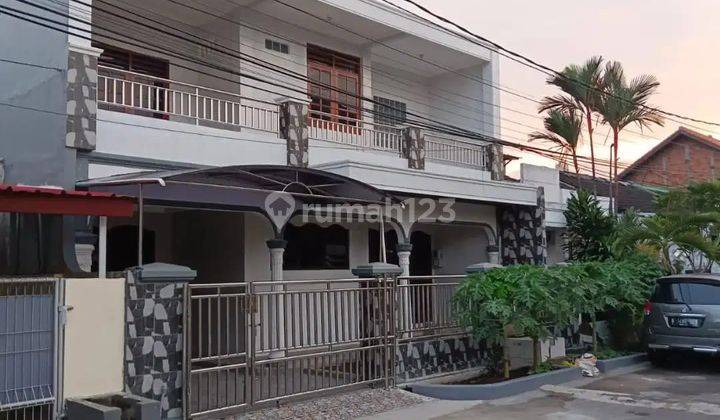 Disewa  Rumah 4 Kamar Tidur  Unfurnished di Pondok Kopi 1